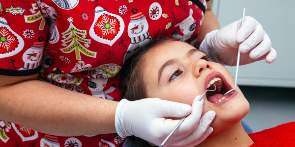 How To Maintain Your Oral Health This Holiday Season